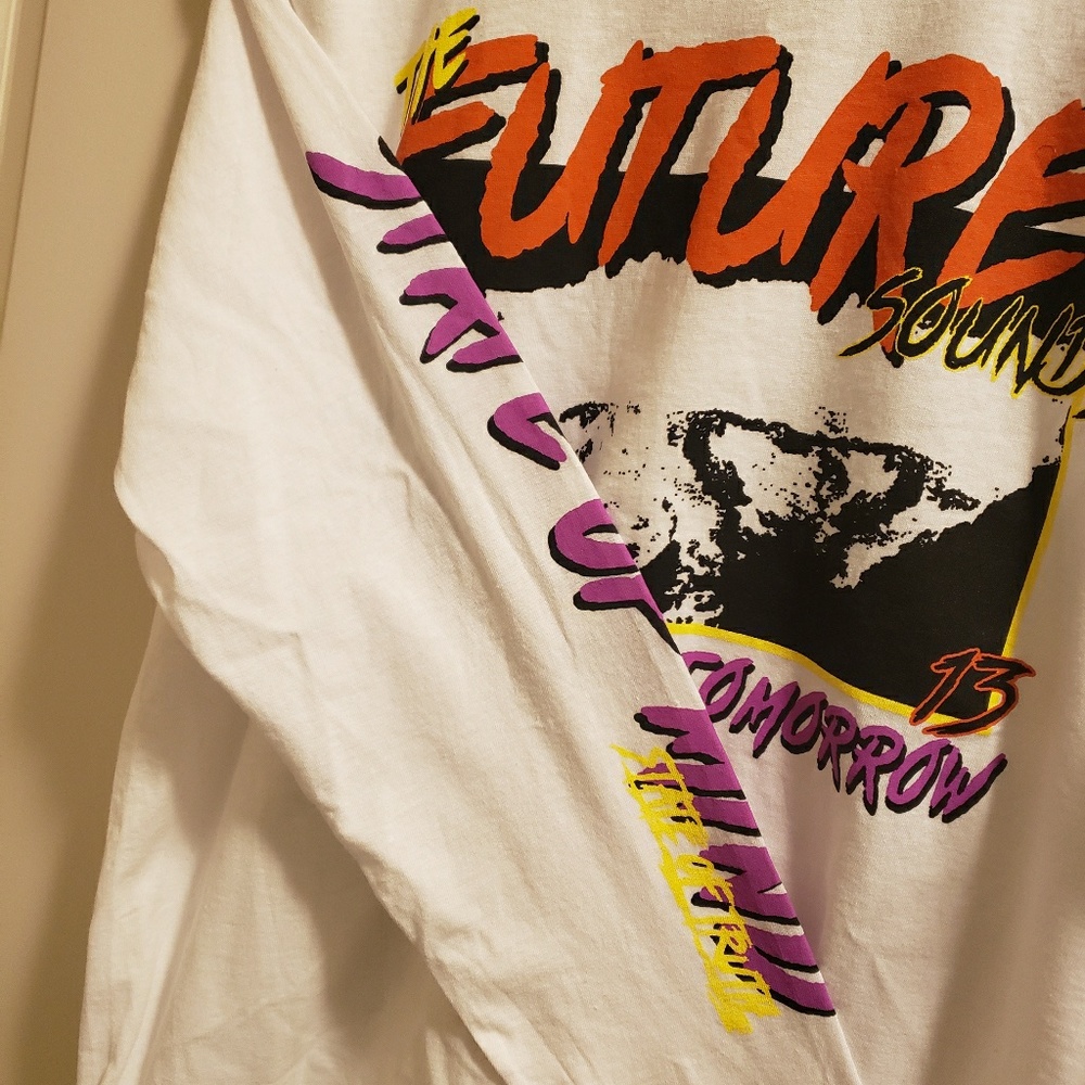 L/S Graphic Tee